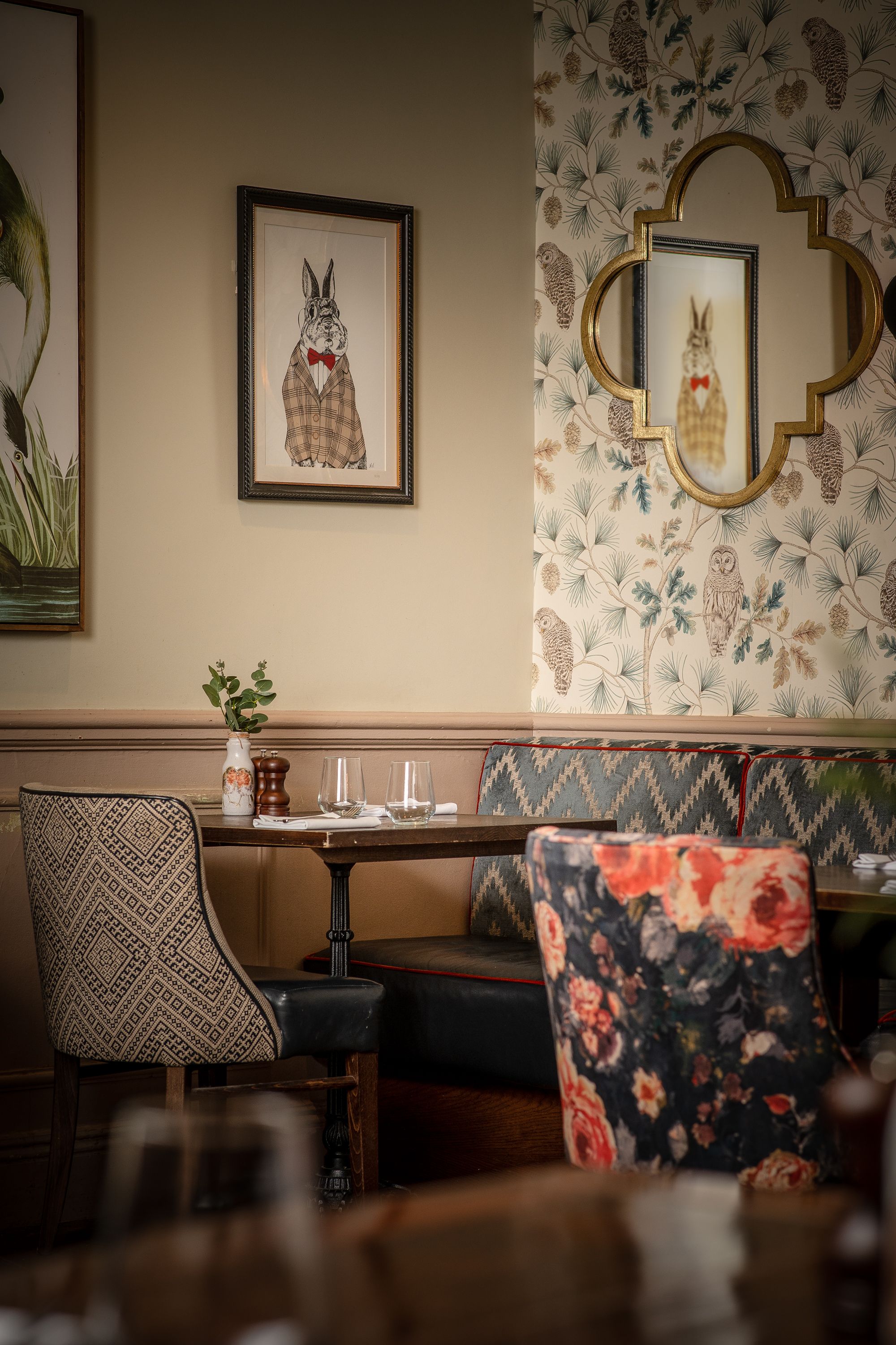 restaurant at the fleece with details